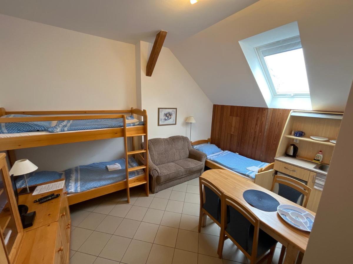 Sokoli Hnizdo Hotel Hlaska Екстериор снимка