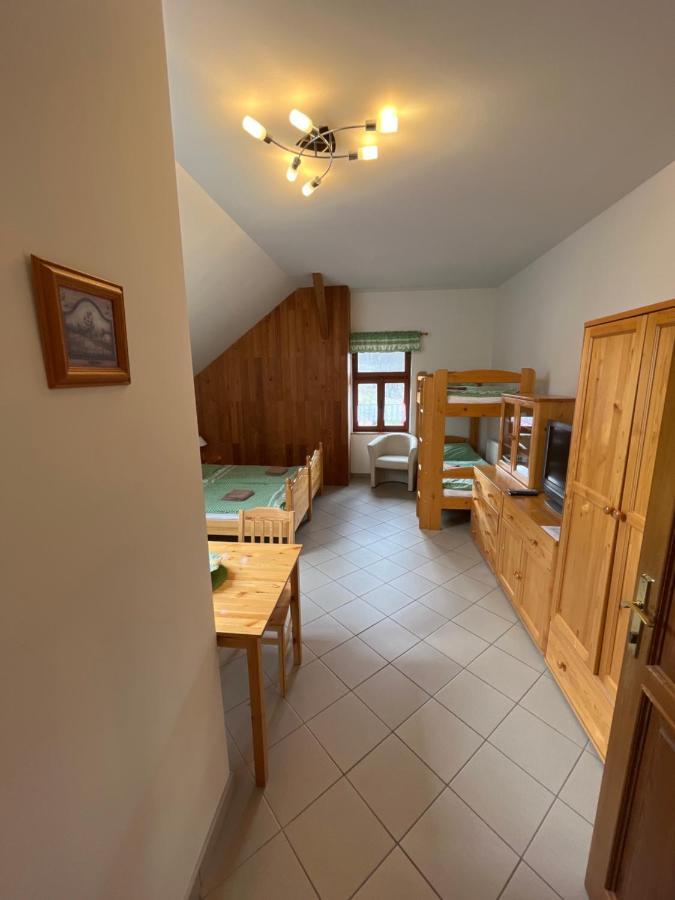 Sokoli Hnizdo Hotel Hlaska Екстериор снимка
